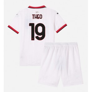 AC Milan Theo Hernandez #19 Bortatröja Barn 2024-25 Kortärmad (+ Korta byxor)