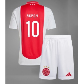 Ajax Chuba Akpom #10 Hemmatröja Barn 2024-25 Kortärmad (+ Korta byxor)