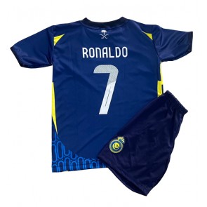 Al-Nassr Cristiano Ronaldo #7 Bortatröja Barn 2024-25 Kortärmad (+ Korta byxor)