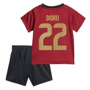 Belgien Jeremy Doku #22 Hemmatröja Barn EM 2024 Kortärmad (+ Korta byxor)