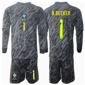 Brasilien Alisson Becker #1 Målvakt Bortatröja Barn Copa America 2024 Långärmad (+ Korta byxor)