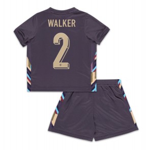 England Kyle Walker #2 Bortatröja Barn EM 2024 Kortärmad (+ Korta byxor)
