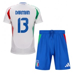 Italien Matteo Darmian #13 Bortatröja Barn EM 2024 Kortärmad (+ Korta byxor)