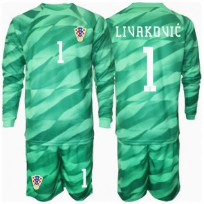 Kroatien Dominik Livakovic #1 Målvakt Bortatröja Barn EM 2024 Långärmad (+ Korta byxor)