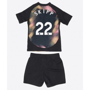 Leicester City Oliver Skipp #22 Bortatröja Barn 2024-25 Kortärmad (+ Korta byxor)