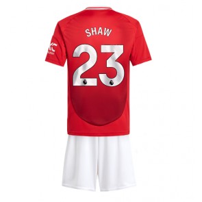 Manchester United Luke Shaw #23 Hemmatröja Barn 2024-25 Kortärmad (+ Korta byxor)