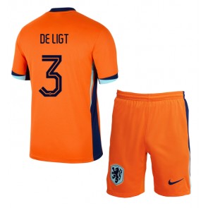 Nederländerna Matthijs de Ligt #3 Hemmatröja Barn EM 2024 Kortärmad (+ Korta byxor)