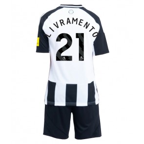Newcastle United Tino Livramento #21 Hemmatröja Barn 2024-25 Kortärmad (+ Korta byxor)