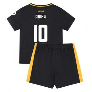 Wolves Matheus Cunha #10 Bortatröja Barn 2024-25 Kortärmad (+ Korta byxor)