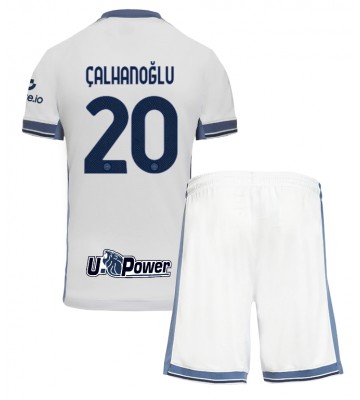 Inter Milan Hakan Calhanoglu #20 Bortatröja Barn 2024-25 Kortärmad (+ Korta byxor)
