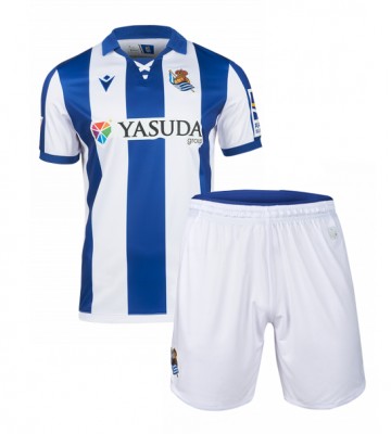 Real Sociedad Hemmatröja Barn 2024-25 Kortärmad (+ Korta byxor)