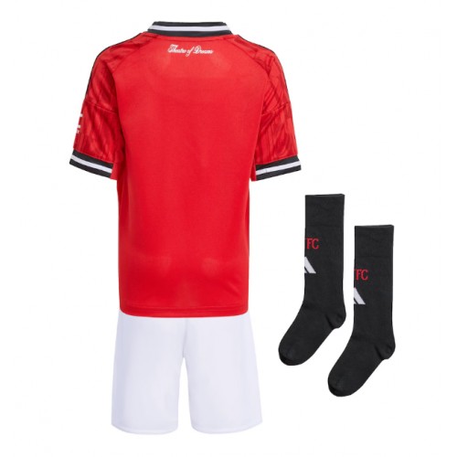 Manchester United Hemmatröja Barn 2025-26 Kortärmad (+ Korta byxor) Manchester United Hemmatröja Barn 2025-26 Kortärmad (+ Korta byxor)