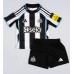 Newcastle United Anthony Gordon #10 Hemmatröja Barn 2025-26 Kortärmad (+ Korta byxor)